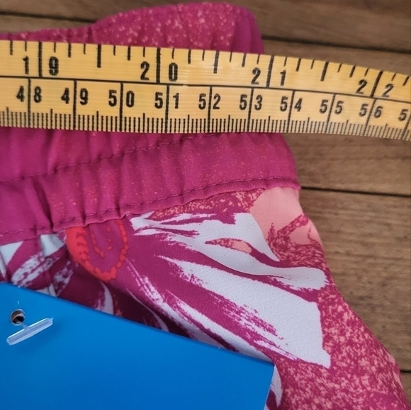 Columbia Omni Shade UPF Printed Elastic Waist Short - Picture 8 of 9